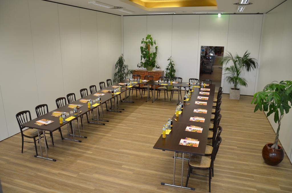 Kaiserrast Stockerau Luaran gambar