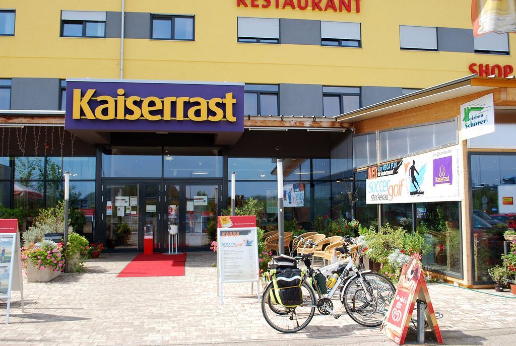 Kaiserrast Stockerau Luaran gambar